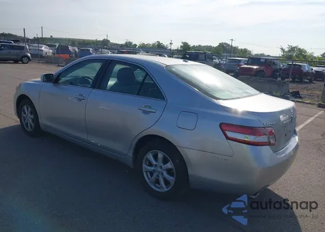 2011 Toyota Camry Se/Le/Xle from USA, damaged, VIN 4T1BK3EK0BU626783
